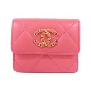 CHANEL Authentic Pink Wallet